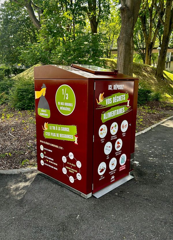 abri-bac à biodéchets 